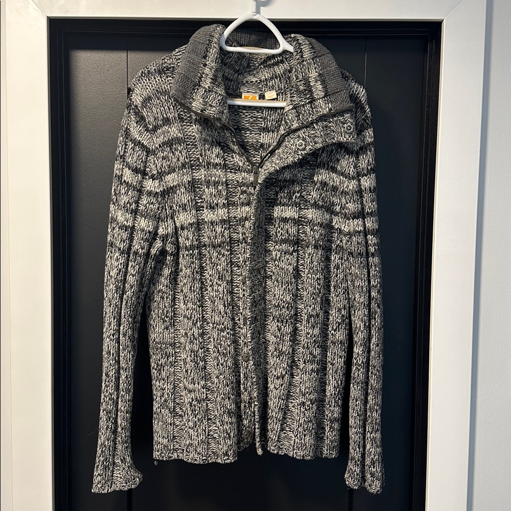 BOSS ORANGE Black and White Knit Sweater